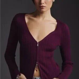 EUC Anthropologie Maeve Sweater Plum Long Flare Sleeve